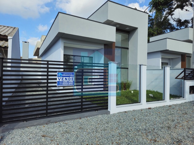 #70 - Casa para Venda em Barra Velha - SC