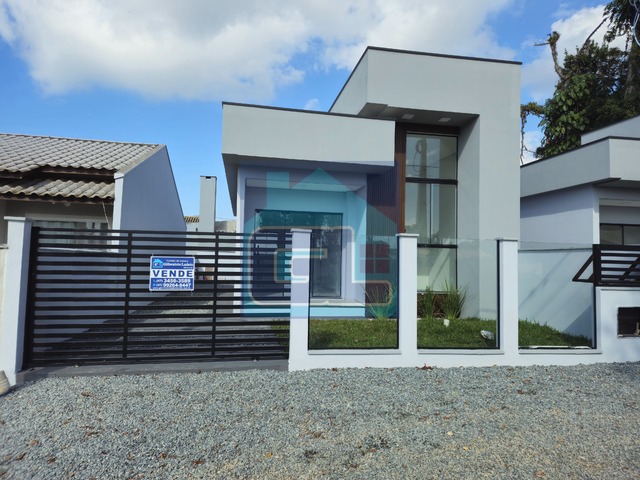 #70 - Casa para Venda em Barra Velha - SC