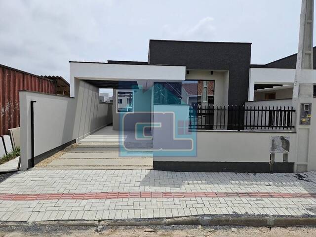 #74 - Casa para Venda em Barra Velha - SC